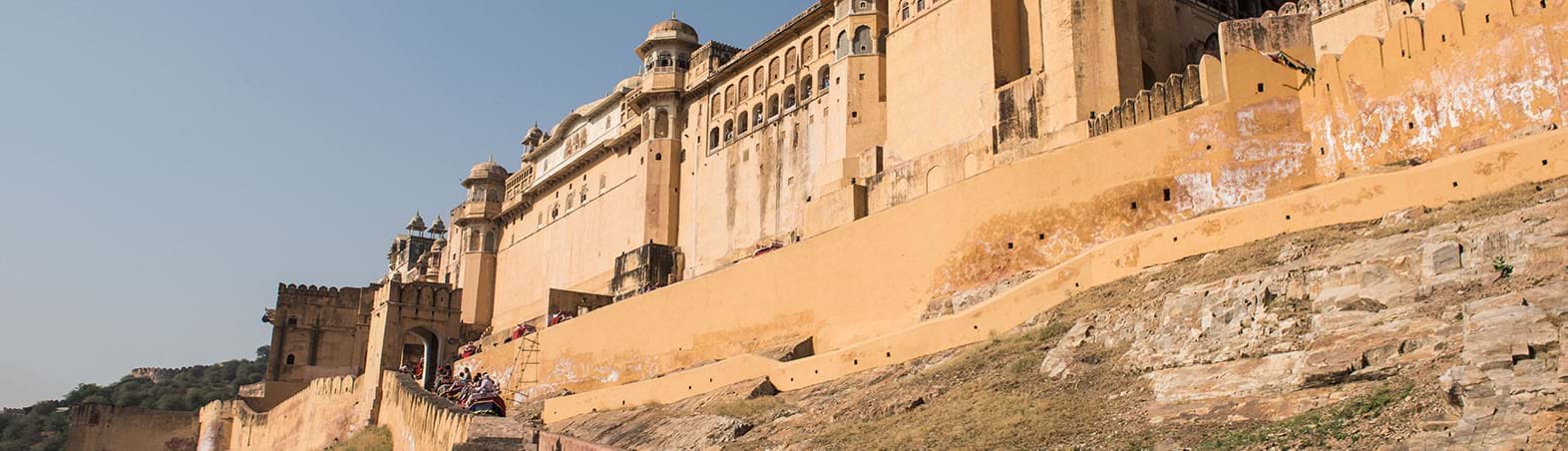 Five Things You Can do Only in the Pink City