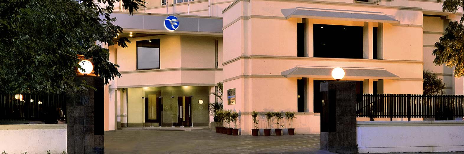 Hotels in Gandhinagar - Fortune Inn Haveli