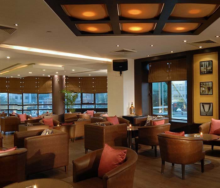 Business Hotel in Gurgaon on Mehrauli Road Fortune Select Global, Gurgaon